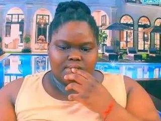 Freechat ebonyhotbuns on CamSoda