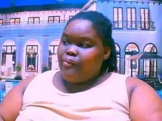 Freechat ebonyhotbuns on CamSoda