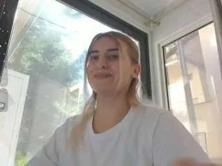 Offline ella-vee on CamSoda