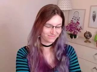 Offline emmatease94 on CamSoda