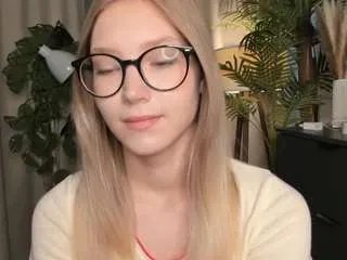 Offline esmagreaves on CamSoda