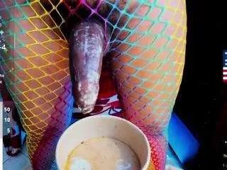 Freechat evelin-bittch666ts on CamSoda