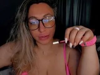 Offline foxxy-lady on CamSoda