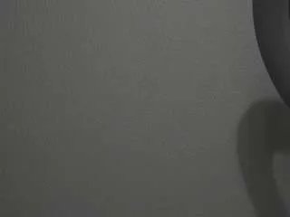 Offline garynbluett on CamSoda