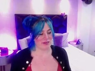 Offline gin-fox on CamSoda