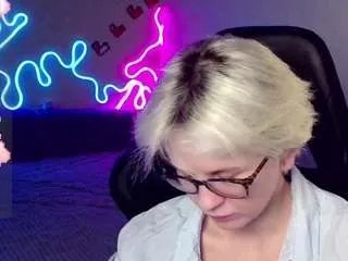 Freechat gretta-mrr on CamSoda