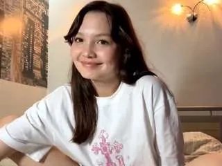 hanaloffier on CamSoda 