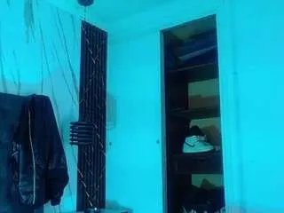 Offline hannilest on CamSoda