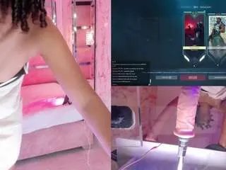 Offline hyliebloom on CamSoda