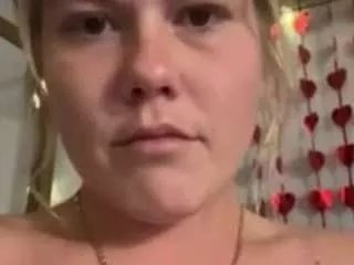 Offline itsjennababe on CamSoda