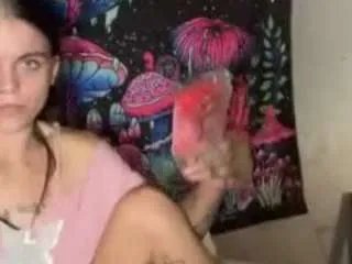 Offline ittybittymeryssa on CamSoda