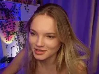 Offline juleehamra on CamSoda