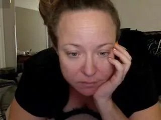 Offline julimonroe on CamSoda