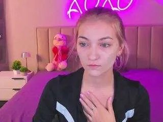 Offline kimberlly-smith on CamSoda