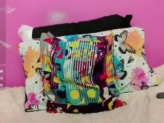 Offline kinkyhousewifee on CamSoda