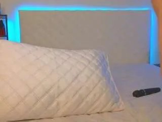 Offline kirakis on CamSoda