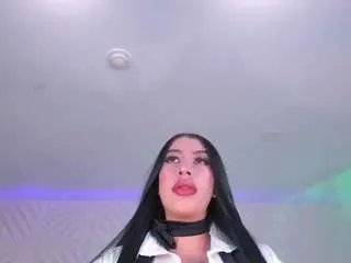 Freechat leahlombardi on CamSoda