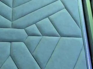 Freechat leiawong on CamSoda