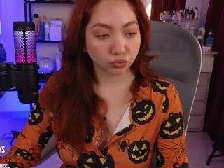 Offline lilyvelvet on CamSoda