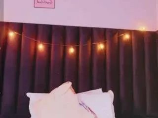 Offline littleebluee on CamSoda