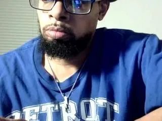 Offline llmywood on CamSoda