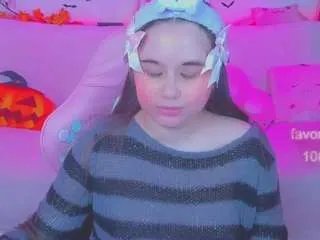 Offline lolisuccub on CamSoda