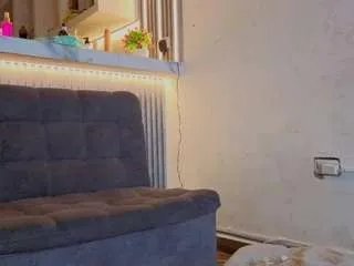 Offline lorena-dior on CamSoda