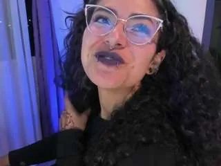 Offline luna-dubois on CamSoda