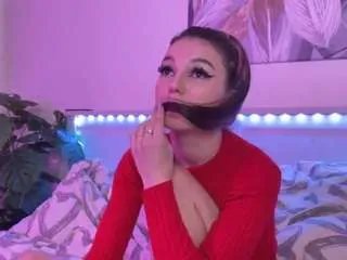 Offline mackenzie-foy on CamSoda