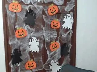 Offline madisonjenner on CamSoda