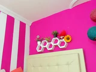 Freechat matilda-69x on CamSoda