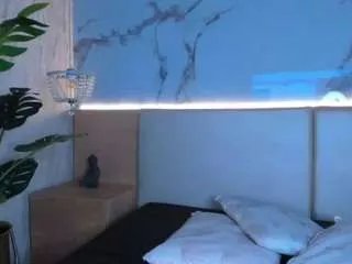 Offline megan-charles on CamSoda