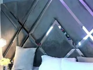 Offline mia-evansx on CamSoda