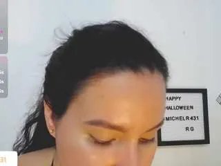 Offline miarey7 on CamSoda