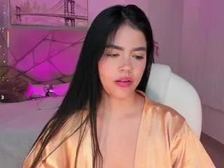 Offline mila-blaze on CamSoda