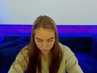 Freechat milaaaddam on CamSoda