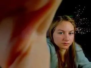 Freechat milaaaddam on CamSoda