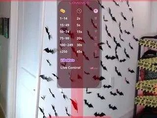 Offline milavalentina on CamSoda