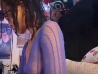 Offline misshunniebunnie on CamSoda