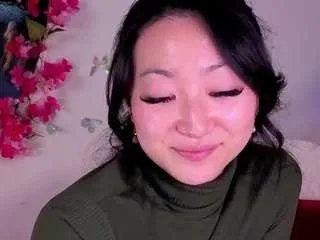 Freechat mysweetsofie on CamSoda