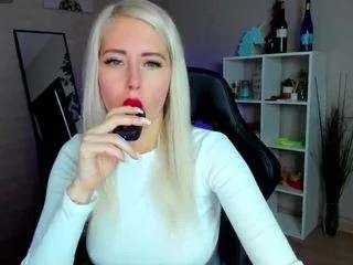 Offline nastasyacute on CamSoda