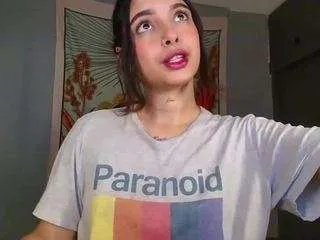 Offline nessaa88 on CamSoda