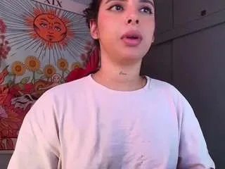 Offline nessaa88 on CamSoda