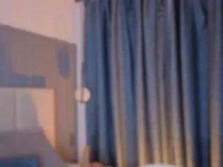 Freechat nina-rose on CamSoda