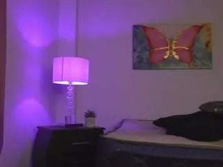 Freechat noah-0814 on CamSoda