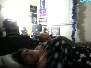 Offline pappyslilfreak on CamSoda