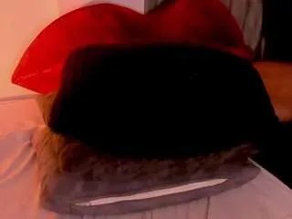 Offline pia-fisher on CamSoda