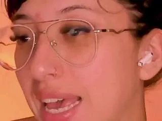 Offline pia-fisher on CamSoda