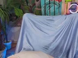 Freechat rita-flame on CamSoda