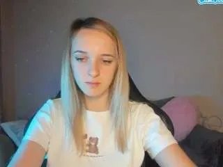 Freechat rousereedd on CamSoda